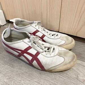 ****SOLD****Onitsuka Tiger Size 12.5 Men’s White  Sneakers.